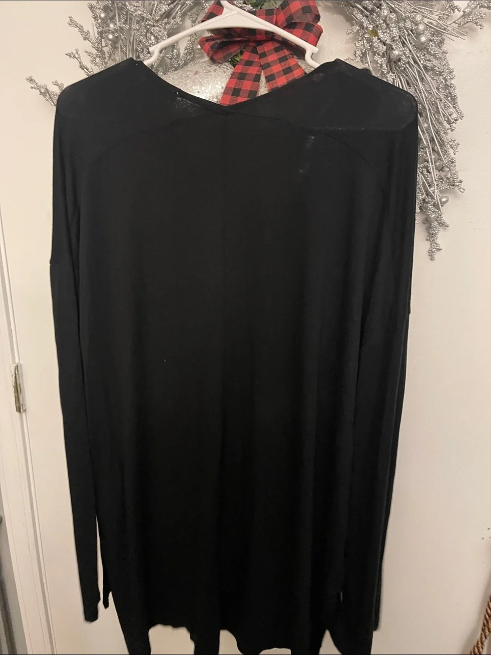 Amelia James Black V-Neck Draped Tunic - Picture 4 of 5